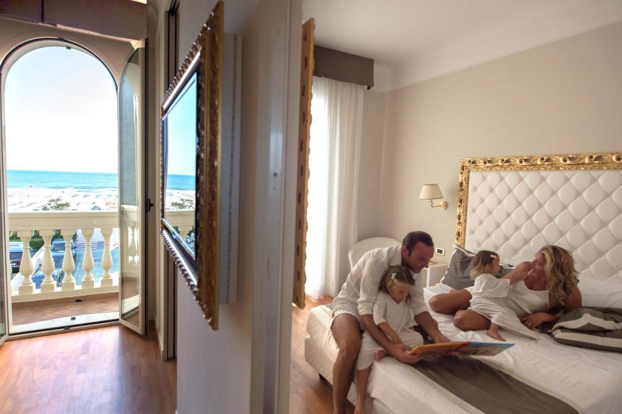 Novecento Suite Hotel Riccione Exterior photo